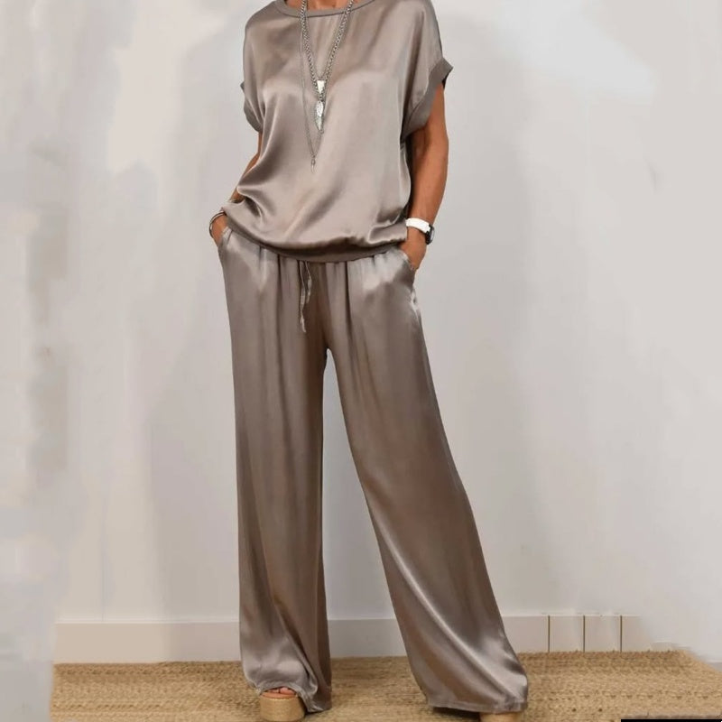 Suzy Silk Set™